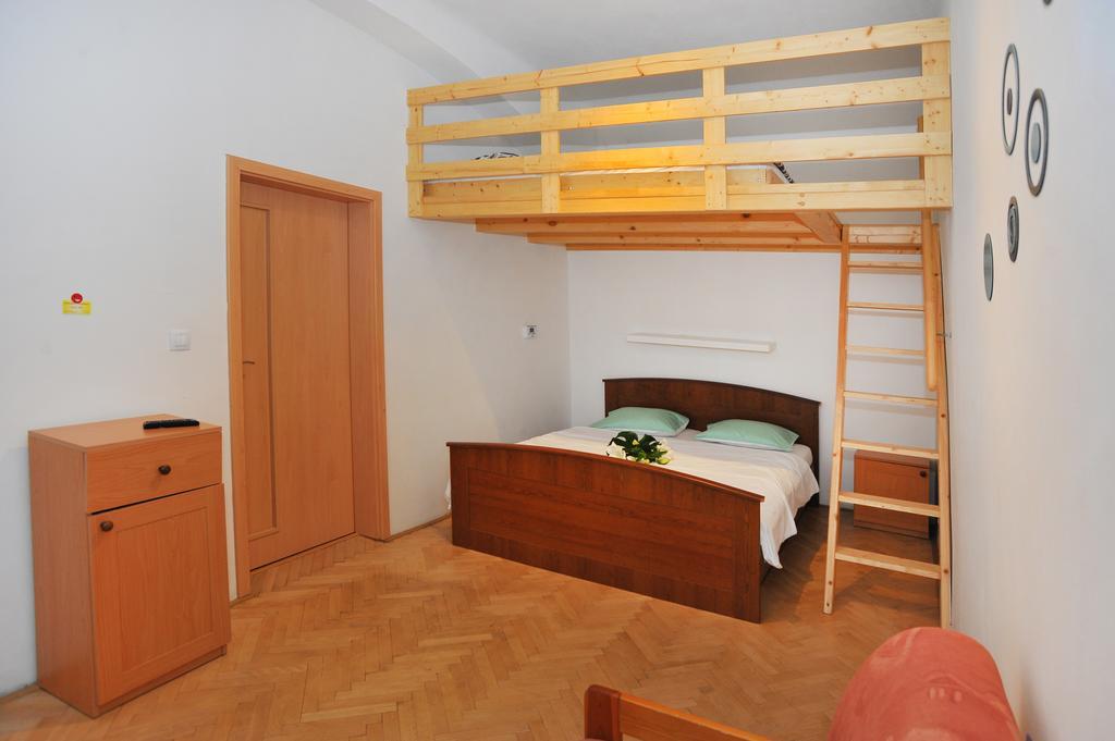براغ Condo In Vinohrady المظهر الخارجي الصورة
